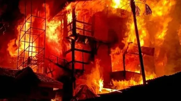 کلکته هند در شوک آتش‌سوزی/ 14 نفر جان باختند