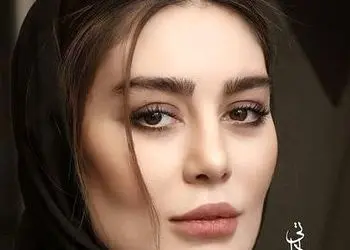 جدیدترین فیلم سحر قریشی در حال راز و نیاز! / خانم بازیگر دور بودن از حاشیه را یاد گرفت!