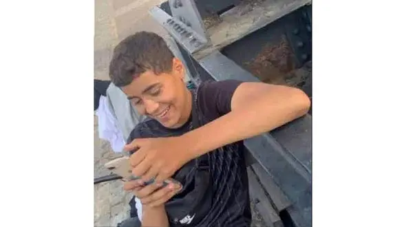 قتل پسر نوجوان با شمشیر سامورایی ! / در پیتزا فروشی زتای لندن رخ داد + عکس 