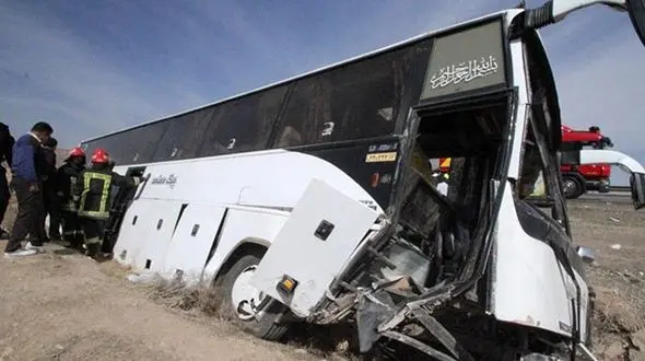 وقوع حادثه برای اتوبوس زائران چهارمحالی در مسیر مشهد به شهرکرد