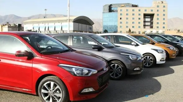 تحویل اولین خودروهای پسابرجامی  (+عکس) 