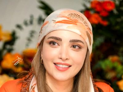فیلم آوازخوانی شکوهمند بهنوش طباطبایی با آهنگ گوگوش/  در تمام طول راه با منه عاشق ترین هم صدا بودی عزیز