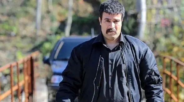 رونمایی از گریم جدید ارسطو در سریال پایتخت ۷