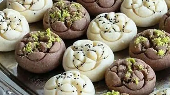 با شیرینی بهشتی به استقبال نوروز بروید