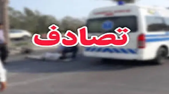 تصادف 2 کامیون در بلوار ارتش / یک راننده به شدت مصدوم شد
