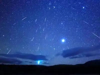 نمایش بی‌ نظیر بارش شهابی اسدی در آسمان ایران!