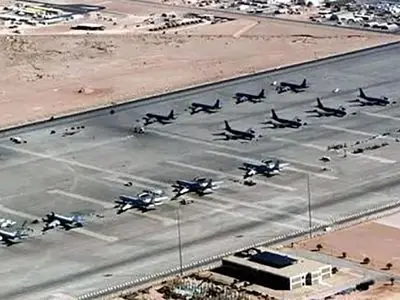 عکس های انفجار در حمله ایران به فرودگاه هواپیماهای سوخت رسان امریکایی در 80 کیلومتری ریاض عربستان  

