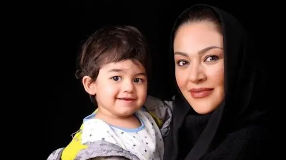 زیبا بروفه: جلوی بچه من چرا میگین خدا پدرتو بیامرزه من کلی زحمت کشیدم که این بچه آسیب نبینه، همدردی برای من خوشایند نیست