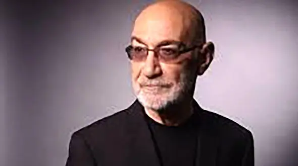 دانلود آهنگ باشکوه سیاوش قمیشی به نام شبا که غصه داری / کی اشکاتو پاک میکنه شبا که غصه داری