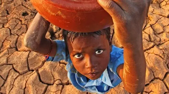 اغتشاش طلای سیاه در کشورهای وابسته اقتصادی به نفت / کم توجهی مسئولان ایران به بحرانی خزنده