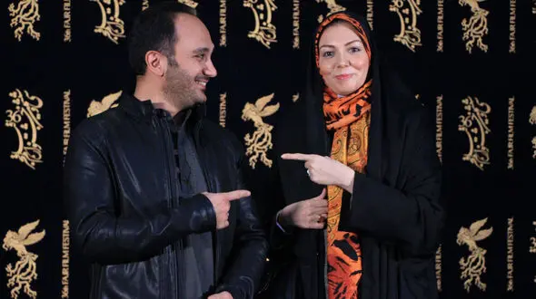 عکاسان آزاده نامداری را روی استیج بردند! + عکس