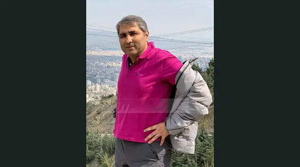 انتشار اولین عکس از دست راست اکبر طبری / مصطفی نیاز آذری فراری است