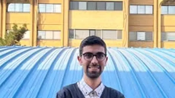 دانشجوی قمی نفر اول آزمون تخصصی دندانپزشکی شد