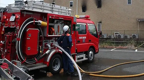 آتش سوزی خطرناک در منطقه شریعتی تهران ! / زنگ آماده باش به صدا درآمد 