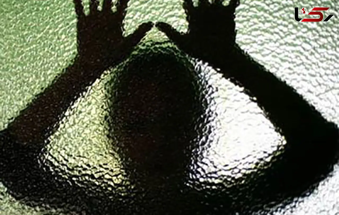 دختر دانشجو خودش را در مقابل دوربین پسر هم دانشگاهی اش رها کرد / بی آبرو شدم