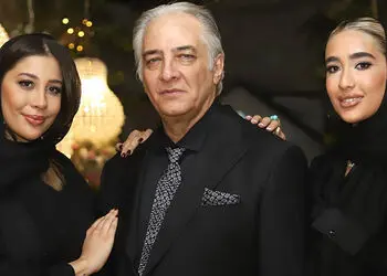 فیلم/ نگاهی به چیدمان منزل هنری و ایرانی پسند «ایرج نوذری» و همسرش / از مبلمان مدرن و دکوری های جذاب تا حضور پر رنگ موسیقی