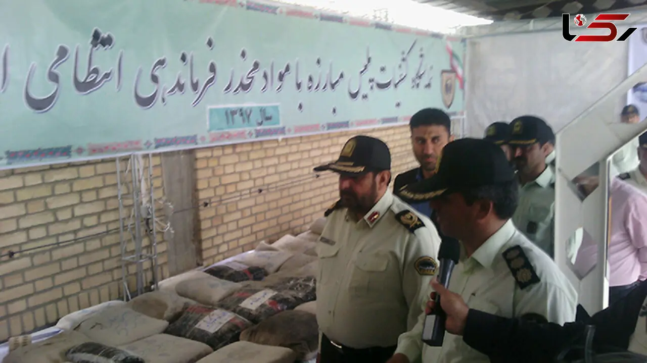 کشف ۲و نین تن مواد مخدر از سه شبکه بزرگ قاچاق+ عکس