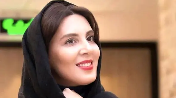 عکس لیلا بلوکات با 2 خواهرش ! / شباهت لیلا به نوشا و تفاوت میترا با خانم بازیگر !