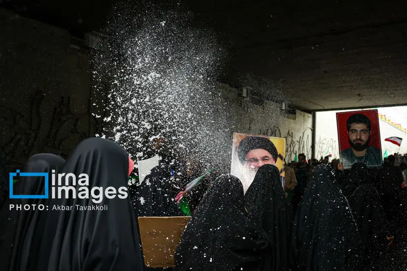 حضور مردم ایران در راهپیماتیی 22 بهمن 1404