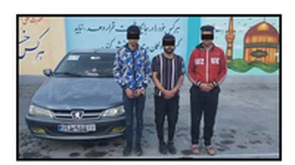 چسب دوقلو باند 111 مشهد را لو داد ! + عکس