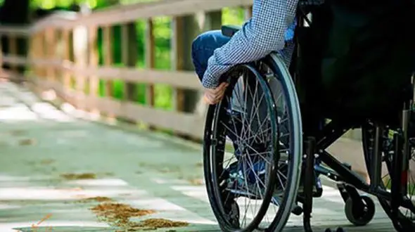 زوج عاشق از مشکلات ویلچرنشینی گفتند