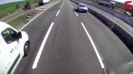 اقدام احمقانه یک راننده در اتوبان او مسیر را برعکس می راند + فیلم
