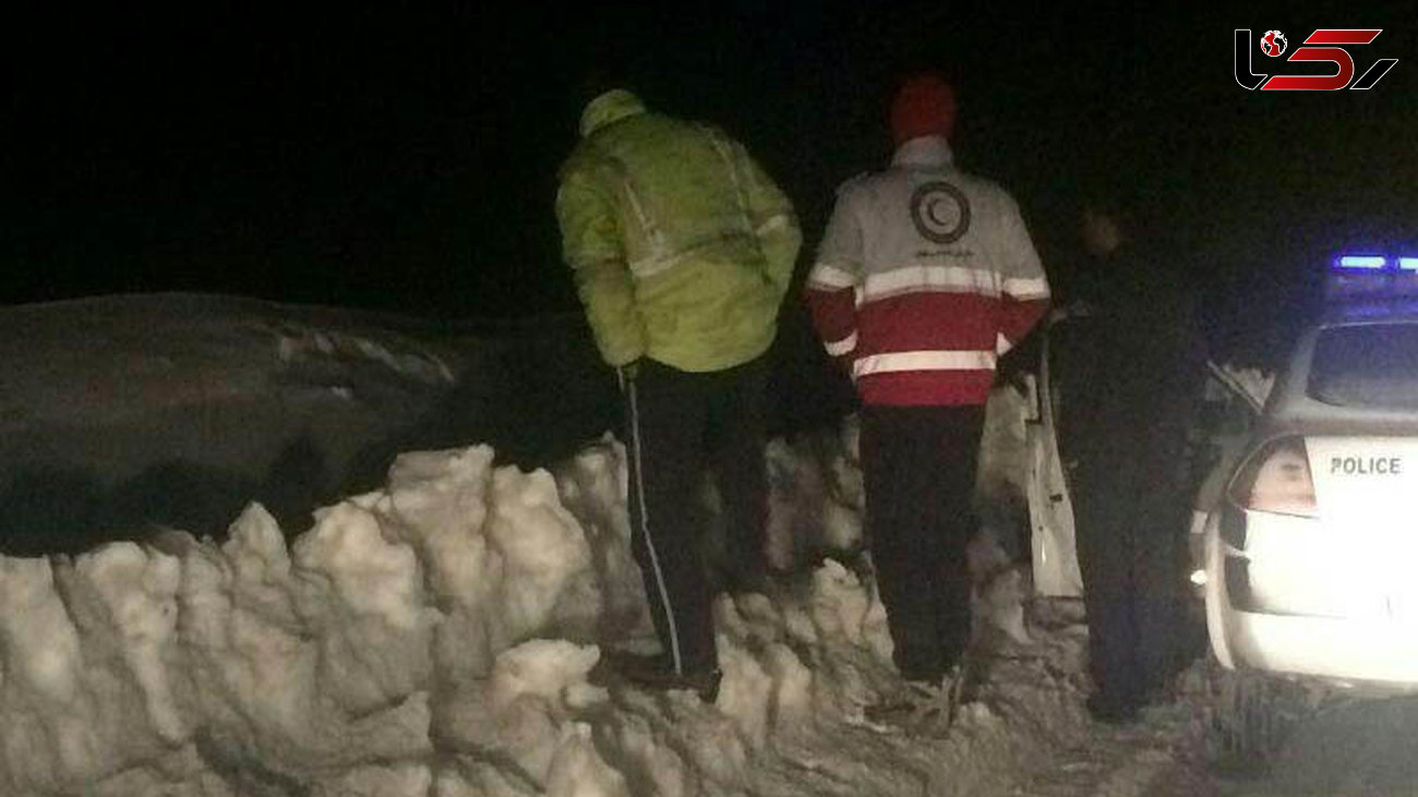 نجات 7 مسافر کرجی گرفتار در برف +عکس 
