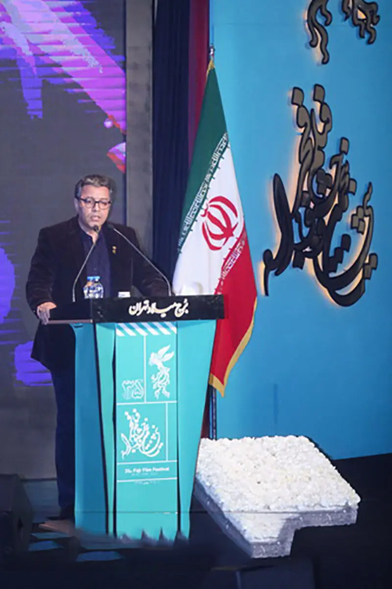  آیین افتتاح سی‌و‌پنجمین جشنواره‌ی فیلم فجر برگزار شد 