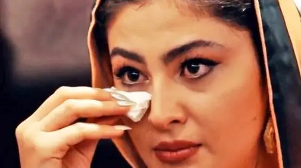 مجید واشقانی: مادرت میدونست داری پول جمع میکنی/ مریم مومن: فکر میکرد تو مدرسه تغذیه میخرم ولی گشنه میموندم که کسی نفهمه ما نداریم + ویدئو