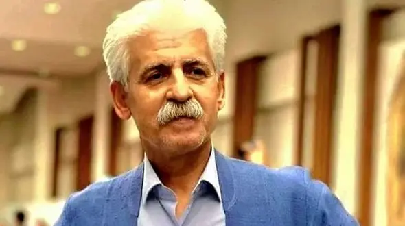 آواز اصیل؛ صدای جانسوز ناصر رزازی در منزلش که قلب رو شرحه شرحه میکنه