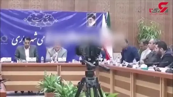 فیلم لحظه کتک کاری لفظی جلسه شورای شهر ساری / صبح امروز رخ داد