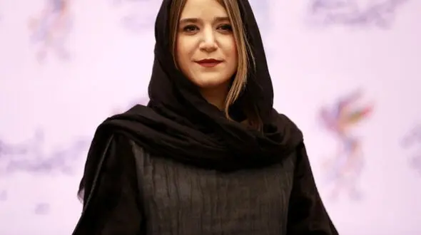 تیپ ساده «ستاره پسیانی» در جشنواره فجر+عکس