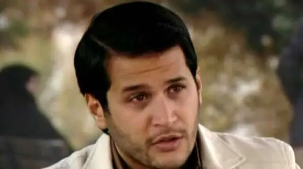 عکس خانه سوپرلوکس فرید آوای باران / مادر جوان آقای بازیگر کیست؟