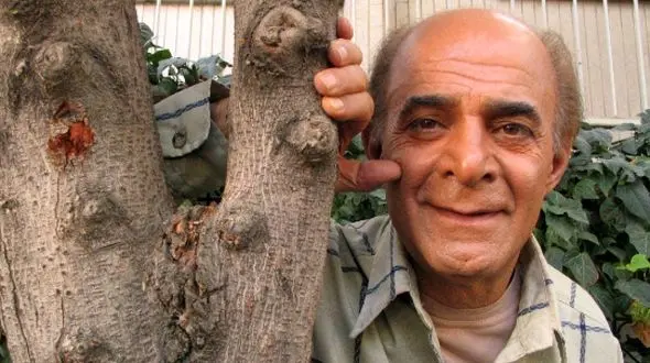 نگاهی به قاب پدرانه و ماندگار زنده‌یاد سیروس گرجستانی در کنار پسر خوشتیپش /روحش شاد