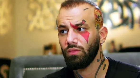 آریا عظیمی نژاد از آهنگ های پیچیده تتلو گفت + فیلم