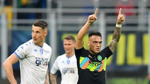 اینتر با پیروزی مقابل امپولی موقت صدرنشین شد