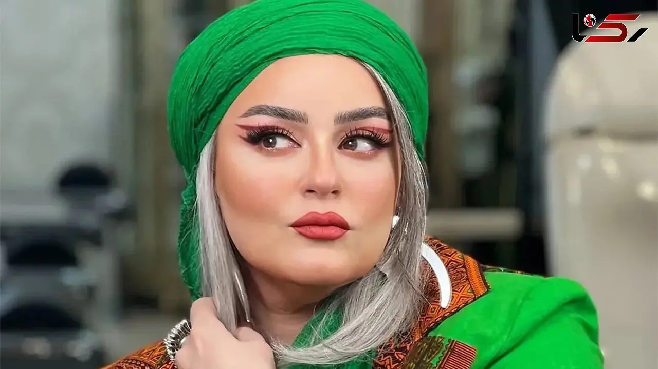 فیلم/ اتاق خواب گرم و سنتی نعیمه نظام دوست / از تخت چوبی تا دیوار پر از عکس های خاطره انگیز