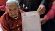 پیرزن ۱۱۷ ساله چشم خورد / مسن ترین زن چند ساعت بعد از دریافت گواهی تولدش جان سپرد +عکس