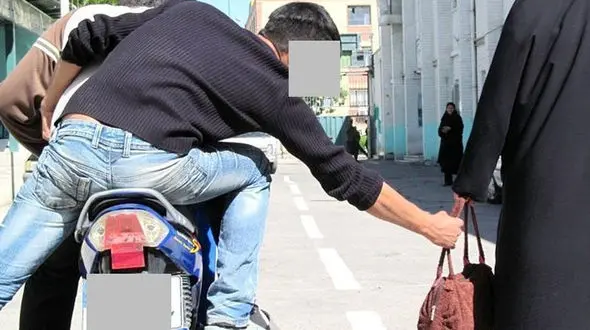 عکس خواهرم داخل موبایل دزدی بود ! / آبرویم رفت !