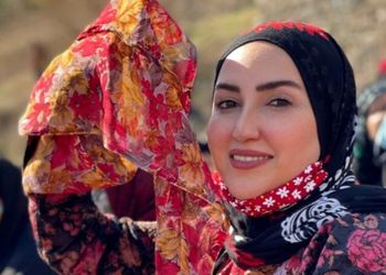تغییر چهره شیلان، زن وحید سریال نون خ که قابل شناسایی نیست + عکس با دسته گل مثل عروس!