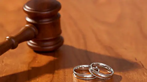 بازیگر مشهور زن سینما و تلویزیون در آستانه طلاق از همسر ثروتمندش / پرونده در دادگاه تهران