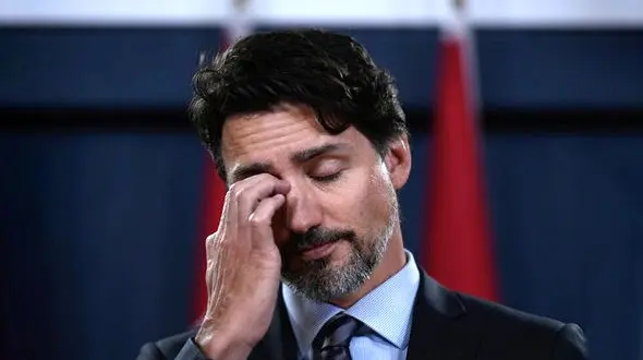 ماجرای کشف گورهای جمعی کودکان در کانادا / آنها شکنجه می شدند!