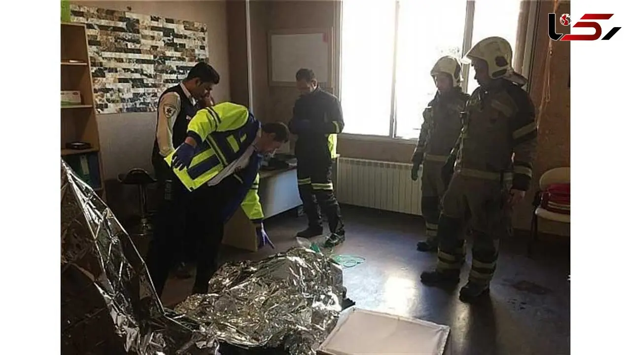 حادثه در بزرگراه چمران تهران / عملیات نفسگیر برای نجات جان 2 تهرانی