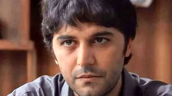 تغییر استایل پاشا رستمی، حامد سریال لحظه گرگ و میش در خیابان اصلا قابل شناسایی نبود+ عکس