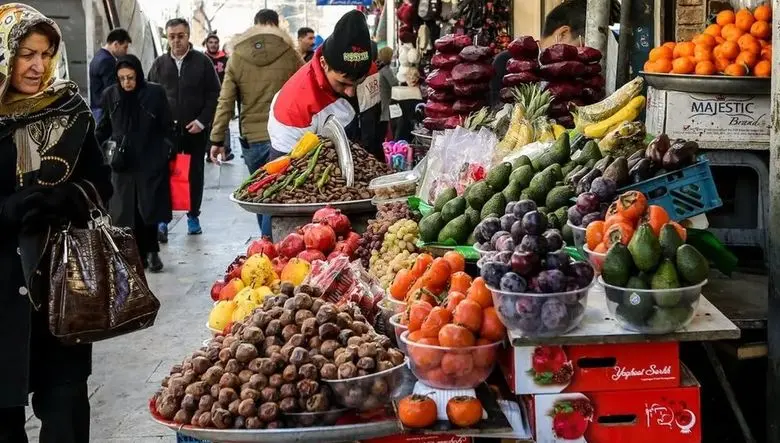 بیکاری در دل جنگ/ دولت بگوید در کنار نبرد نظامی چه فکری برای خطر موج فقر دارد/ ابر تورم بود، جنگ آمد، کارگر و کارفرما همزمان بیکار شدند