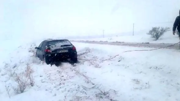 تشکر شورای شهر مهریز از رئیس شورای شهر مریوان بابت کمک به همشهریانش در برف