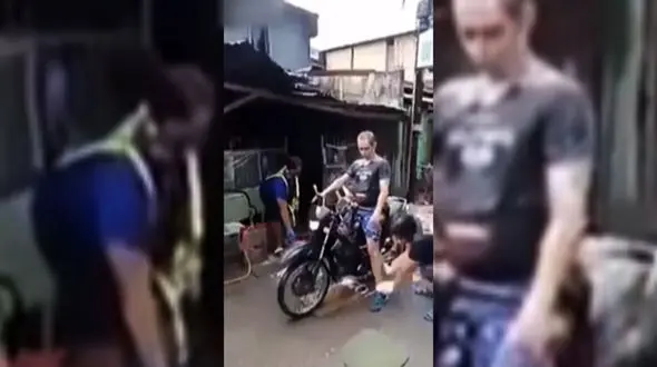 حمام کردن مردم در خیابان برای ضدعفونی از کرونا! + فیلم