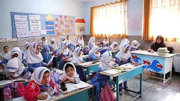 والدین دانش آموزان بخوانند / چقدر نگران سلامت دانش آموزان در سال تحصیلی جدید باشیم؟