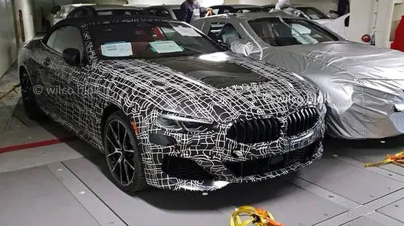 تصویر بی ام و سری 8 در اینستاگرام لو رفت!