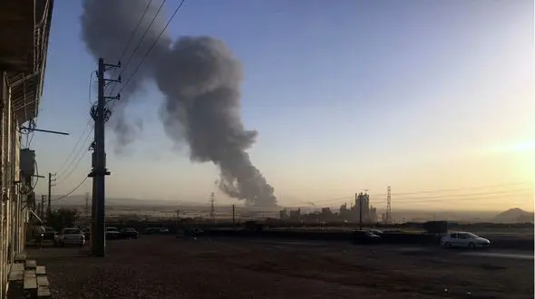 اسماعیل نجار: پالایشگاه تهران آتش گرفت + فیلم و عکس